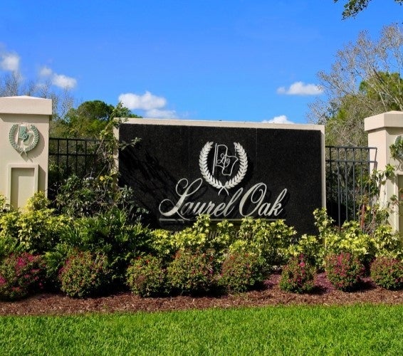 Laurel Oaks Homes for Sale Sarasota, FL Real Estate